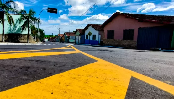 Prefeitura de Lajedão conclui asfalto da Av. Getúlio Vargas e anuncia novas obras 