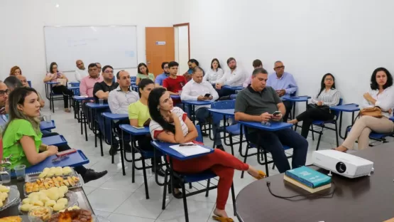 Reunião discute tratativas para maior dinamismo dos serviços ofertados pela Prefeitura Municipal de Teixeira de Freitas