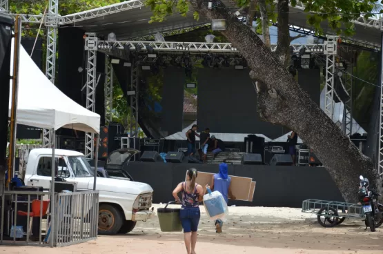 Quase tudo pronto para a festa no CarnaBarra 2023 de Caravelas