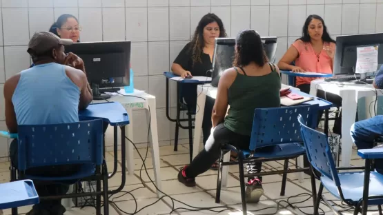 Secretaria Municipal de Assistência Social faz mutirão do Auxílio Brasil para moradores de Teixeira de Freitas