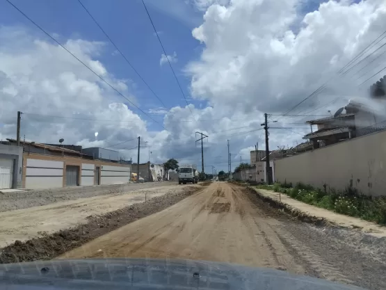 Obra de pavimentação da Av. das Galáxias no Bonadimam segue a todo vapor  