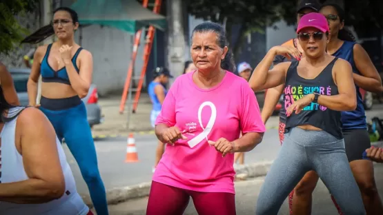 Janeiro Branco: aulão de dança movimenta e conscientiza teixeirenses