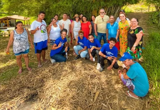 Prefeitura de Medeiros Neto realiza passeio com pacientes do CAPS