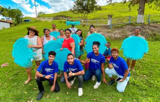 Prefeitura de Medeiros Neto realiza passeio com pacientes do CAPS