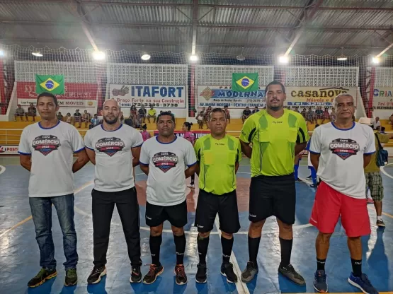 Grandes jogos marcaram semifinais da Copa Comércio de Futsal em Itanhém