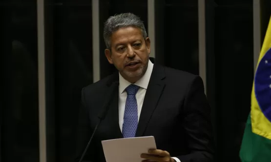 Arthur Lira é reeleito para presidência da Câmara dos Deputados