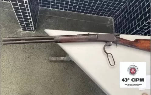 43ª CIPM prende homem por posse ilegal de arma