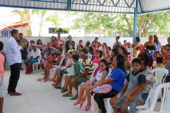 Escolas da rede pública de Teixeira de Freitas surpreendem pais e alunos durante início do ano letivo de 2023