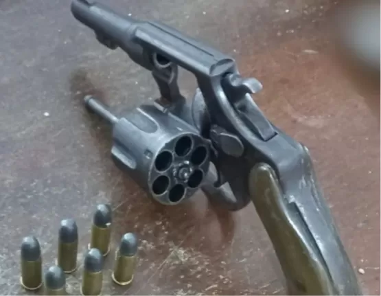 8° BPM prende homem e arma de fogo é apreendida em Porto Seguro