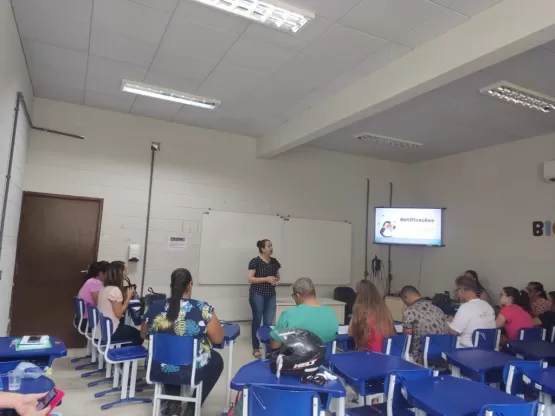 Teixeira de Freitas - Vigilância Epidemiológica faz reunião com enfermeiros da rede pública de saúde para discutir a importância da notificação de agravos 