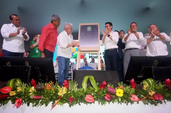 Lula entrega 684 unidades do Minha Casa Minha Vida em Santo Amaro e marca retomada do programa