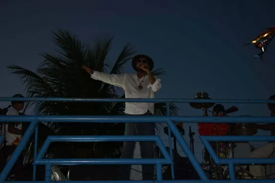 O Carnaval em Caravelas comanda mais um arrastão em terceiro dia de festa.