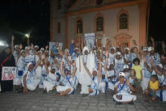 Carnaval de Caravelas chega ao quarto dia com sucesso de público e animação