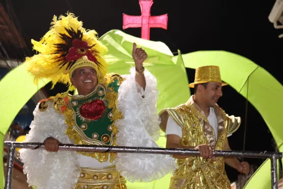 O Carnaval em Caravelas chega em seu quinto dia de festa com muita animação 