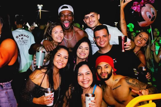 Penúltimo dia de Carnaval em Mucuri é representado por variedade musical e shows memoráveis