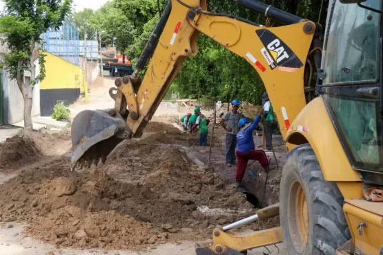 Teixeira de Freitas - Obra de pavimentação em ruas do Jardim Caraípe é iniciada