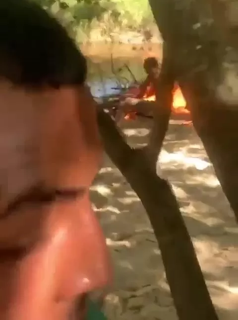 Crime bárbaro – Criminosos amarram vítima, ateiam fogo nele vivo, atiram e depois jogam corpo no rio, em Guaratinga