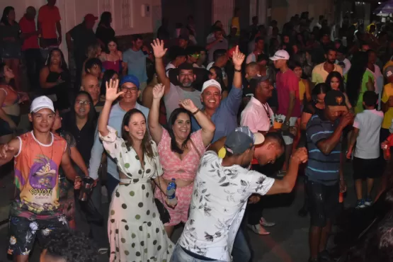 Aniversário de 34 anos de Vereda é comemorado com festa e muita alegria