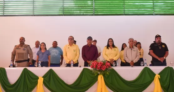 Prefeito Sílvio Ramalho inaugura a Escola Isabel Costa após obras de revitalização.  