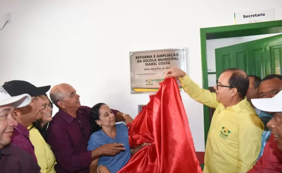 Prefeito Sílvio Ramalho inaugura a Escola Isabel Costa após obras de revitalização.  