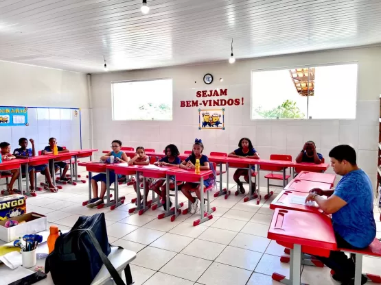 Primeiro dia de aula nas escolas municipais é marcado por acolhimento e entusiasmo em Medeiros Neto