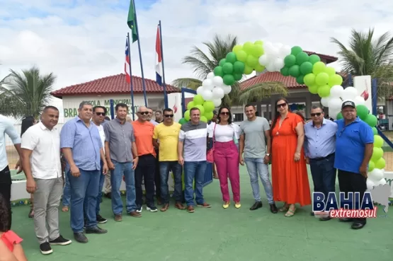 Prefeito Tonzinho inaugura reforma da Escola Brasilino Pereira de Souza em Lajedão