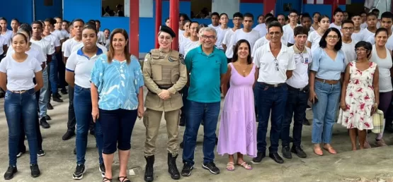 Medeiros Neto: secretário de Educação e comandante da 44ª CIPM visitam a Escola Profª Iêda Alves de Oliveira - SCPM