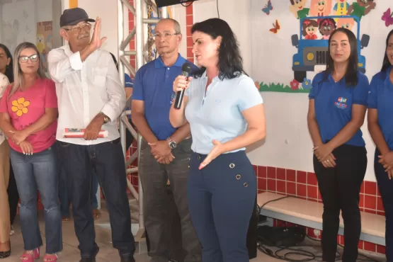 Prefeita Luciana Machado reinaugura a Creche Pequerruchos em Posto da Mata