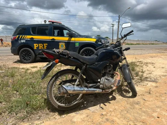 Flagrante na BR 418: PRF apreende motocicleta adulterada em Posto da Mata  