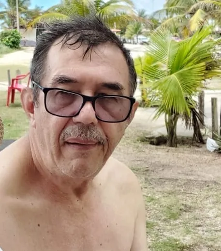 Jonas, proprietário da Casa das Correias morre na piscina do Clube jacarandá em Teixeira de Freitas