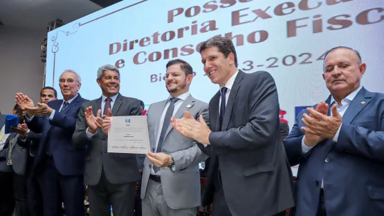    Prefeito Tonzinho participa da posse da nova diretoria da UPB em Salvador