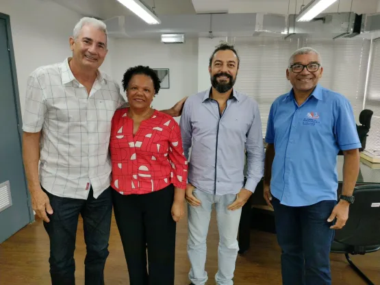 Prefeito Beto Pinto e reitora da UFSB dialogam sobre implantação do curso de Medicina Veterinária em Medeiros Neto