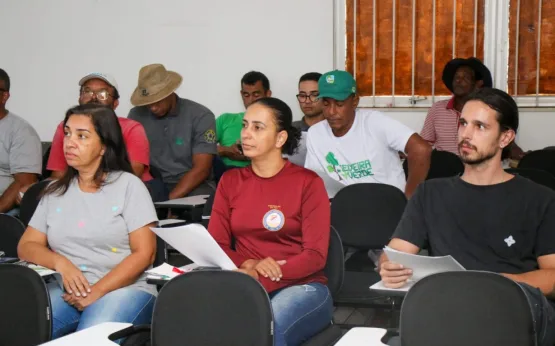 Curso para colaboradores da Prefeitura incentiva a segurança do trabalho, em Teixeira de Freitas