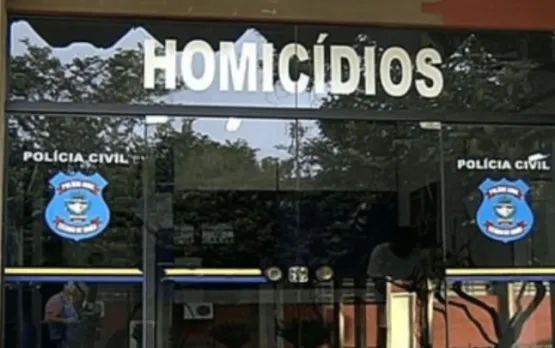 Jovem tranca primos e mata avó com alça de vestido, diz polícia
