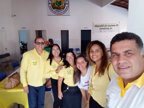 Prefeitura de Caravelas entrega reforma e inaugura salas temáticas de escola em Nova Tribuna 