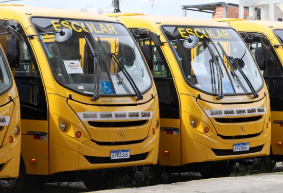 Governo do Estado libera ônibus escolar para Alcobaça, Caravelas, ibirapuã, Lajedão e Vereda