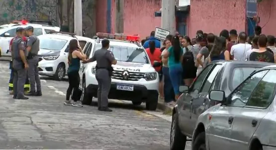 Aluno esfaqueia professores e colegas em escola de SP. Uma professora morreu
