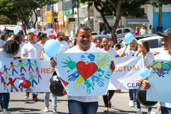 Teixeira de Freitas realiza Caminhada de Conscientização ao Dia Mundial do Autismo 