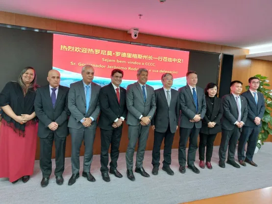 Na China, governador Jerônimo Rodrigues participa de reunião sobre os investimentos da Ponte Salvador-Itaparica