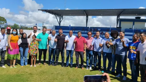 Prefeito Gilvan Produções reinaugura Estádio Municipal do Prado