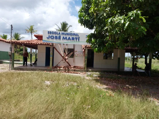 Prefeitura de Prado segue investindo na Educação com a reforma da Escola José Marti