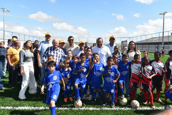 Governador em exercício inaugura Areninha Society e autoriza construção de uma delegacia de Polícia Civil, em Ibirapuã