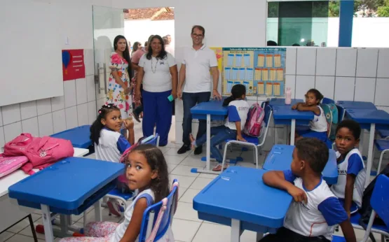 Prefeito Dr. Marcelo Belitardo reinaugura Escola Municipal Dom Pedro II