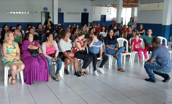 Itanhém: Trabalhadores da rede municipal deflagram greve geral na educação