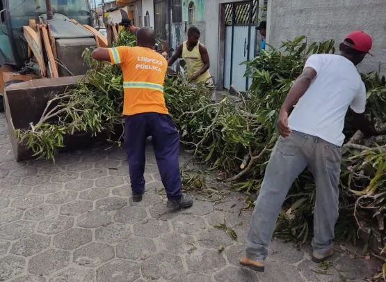 Ações da Prefeitura e Secretaria de Obras de Alcobaça beneficiam sede e comunidades