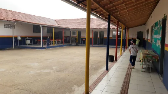 Obras de revitalização da maior Escola do município de Mucuri estão chegando a fase final em Itabatã