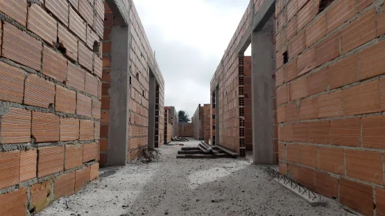 Obra de construção da moderna sede do CAPS no Jardim Califórnia está em ritmo acelerado em Mucuri