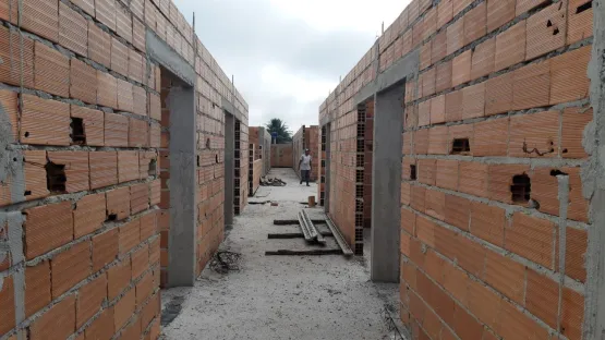 Obra de construção da moderna sede do CAPS no Jardim Califórnia está em ritmo acelerado em Mucuri