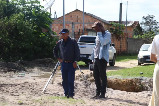 Obras de drenagem do bairro de São Judas Tadeu em Caravelas seguem a todo vapor