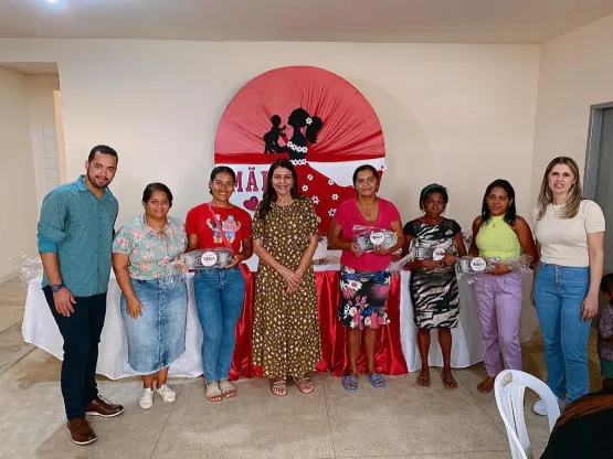 Prefeitura de Medeiros Neto realiza homenagem ao Dia das Mães